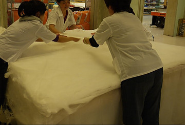 Silk duvet making