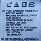 Label with recycled polyester