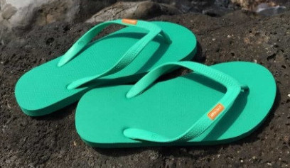 Walk Responsibly: Flip-Flops Made of Natural Rubber